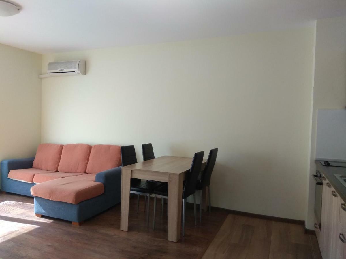 Private Apartment In Faith - Равда Экстерьер фото